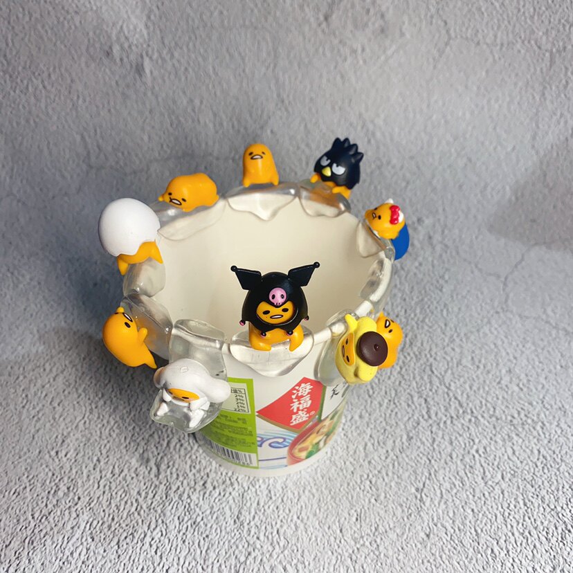 Kids Toys Under 1 Year - ของเล่นกล่องสุ่มฟิกเกอร์จิ๋ว Sanrio Gudetama Cup Edge ฟิกเกอร์