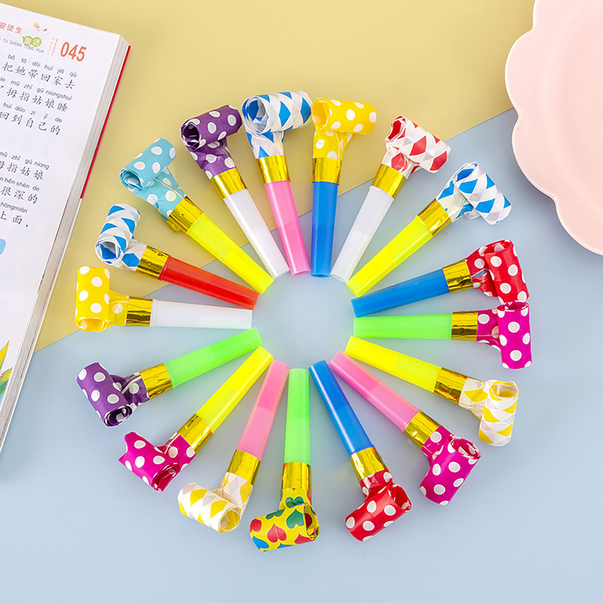 Kids Toys Easter - 30PCS สีสันนกหวีดของเล่นตลกของเล่นเด็กเป่านกหวีดมังกร Blow ROLL ของเล่นเด็กเกมของขวัญวันเกิดเด็กวัยหัดเดินของเล่น