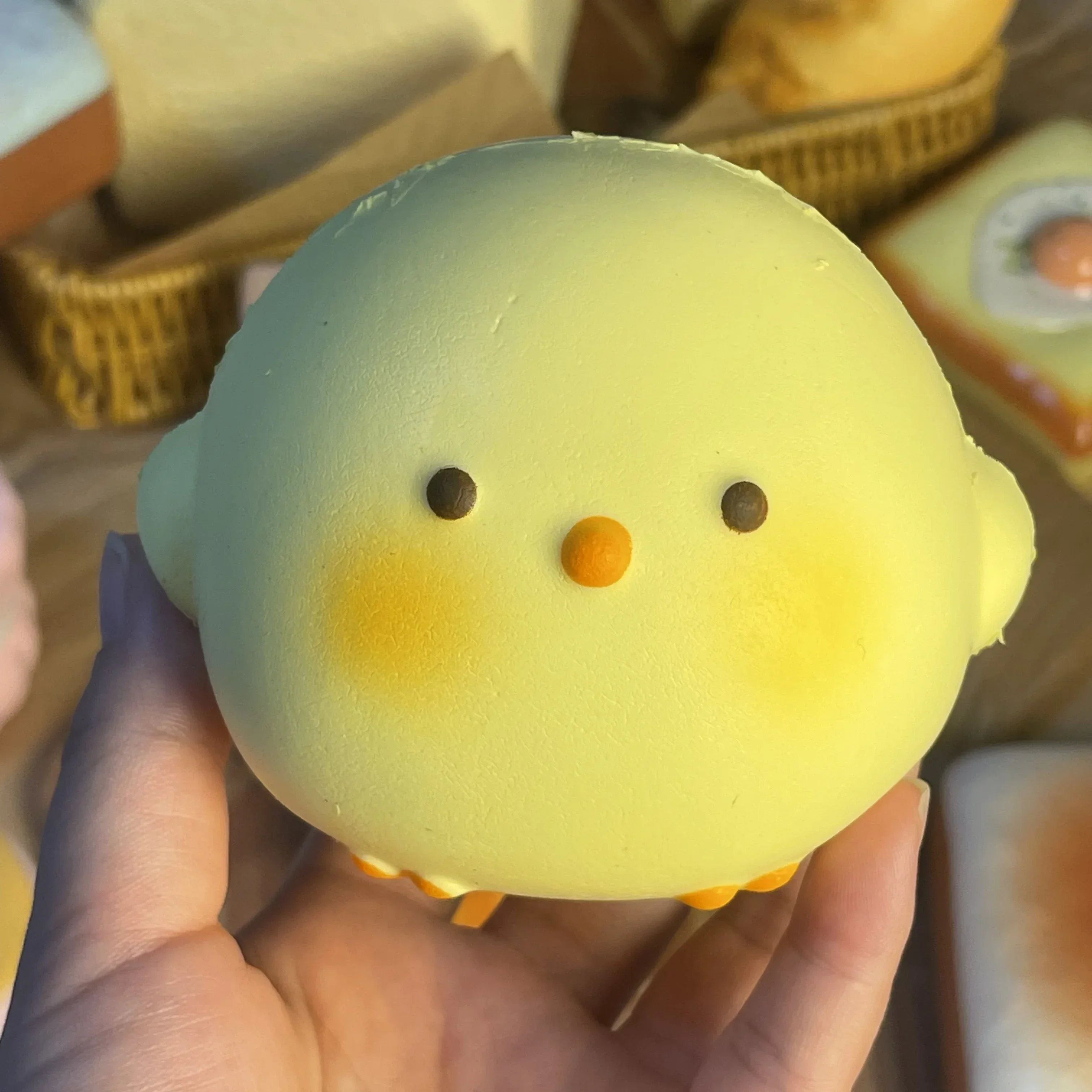ร้อน! ของเล่นบีบสควิชชี่รูปไก่ - Kids Y Toys บทวิจารณ์และราคา